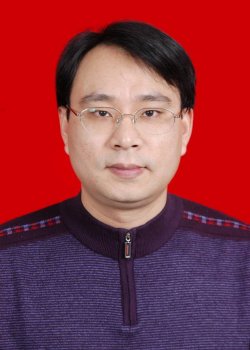 何生平