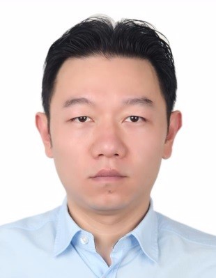 邱宁